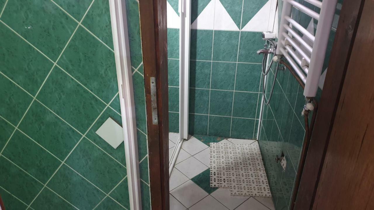 Lira Inn Ni Eksteriør bilde
